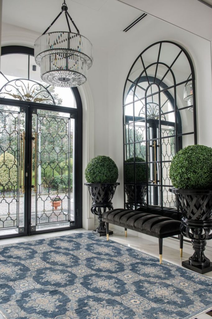 Chất liệu của cửa phong cách Indochine