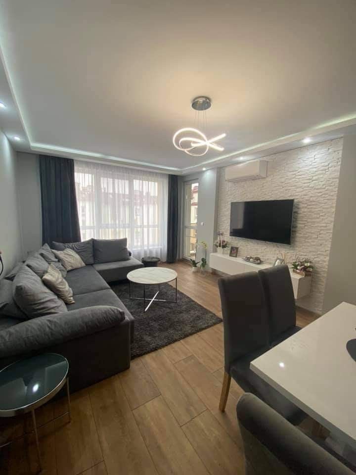 Mẫu thiết kế phòng khách chung cư 65m2