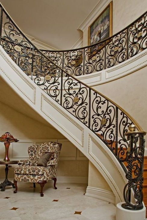 Mẫu thiết kế cầu thang hoa lệ